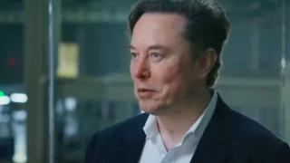Elon Musk minaccia Apple: il motivo