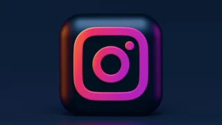 Instagram aggiunge commenti alle storie