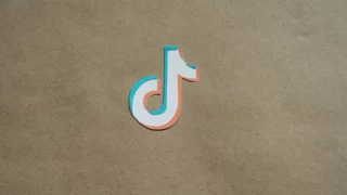 TikTok aggiunge nuove funzionalità di AI generativa