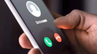 Truffa telefonica, quali sono i prefissi da evitare